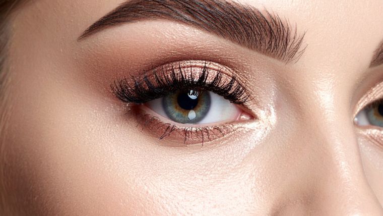 Powder Brows Behandlung in Salzburg